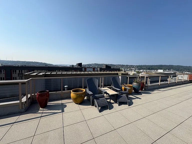 1530 NW Market St #605 — Photo 13