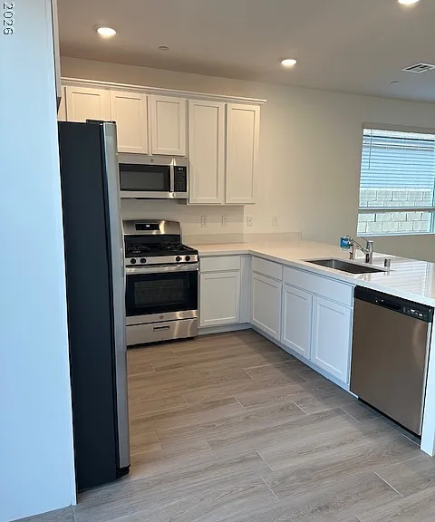 9733 Redwood Cascade St — Photo 3