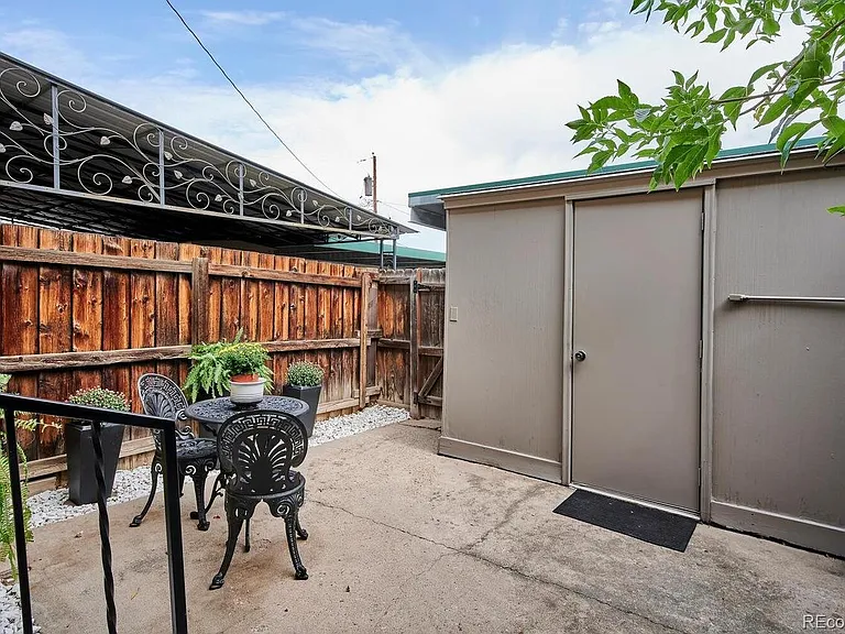 9219 E Mansfield Ave — Photo 15