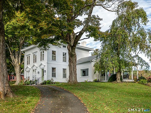 4th image of 15 Hopkins Rd