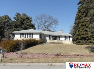 6004 Nebraska Ave, Omaha, NE 68104