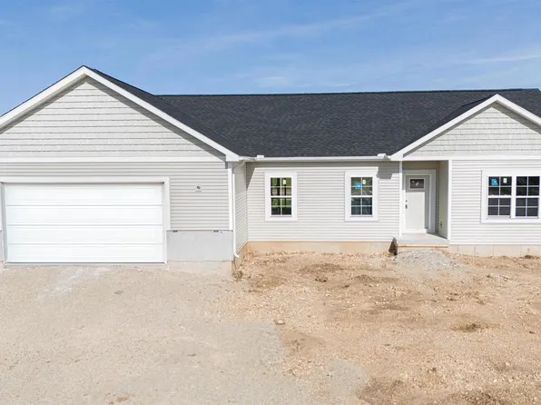 1738 E Kyle Circle, Beloit, WI 53511