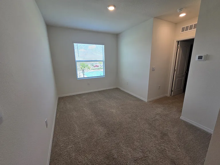 1301 Isleta Loop #1301 — Photo 12