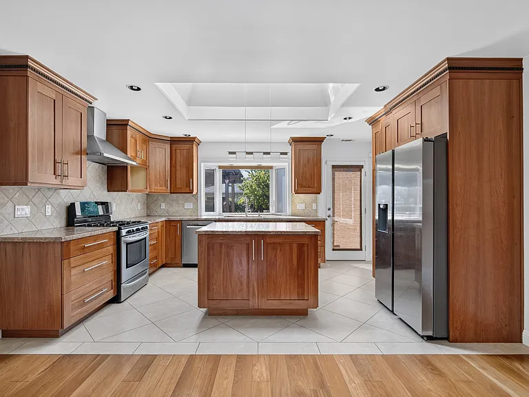 879 S Knickerbocker Dr — Photo 9