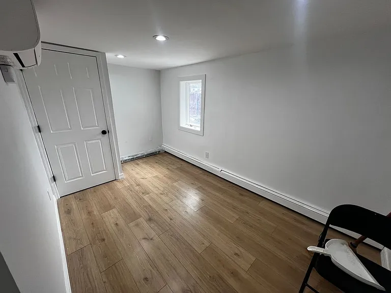 25 Spruce St — Photo 11