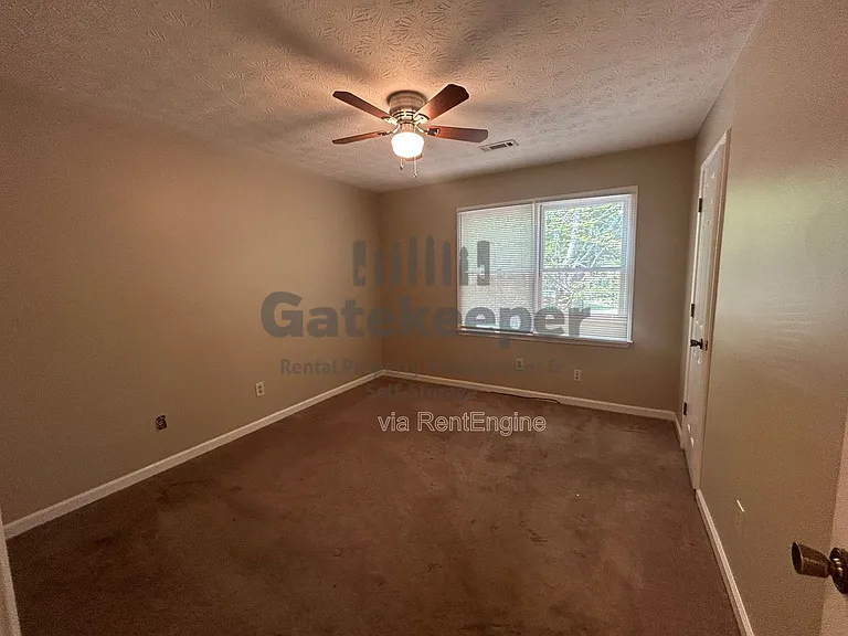 210 Buckeye Ln — Photo 8