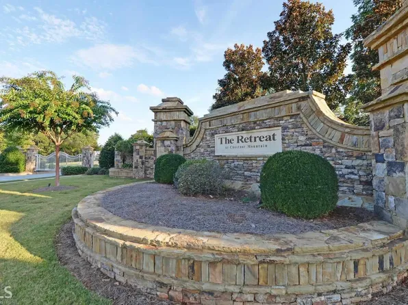 5314 Retreat Dr, Flowery Branch, GA 30542