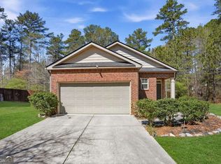 813 Blue Hill Ln, Atlanta, GA 30349