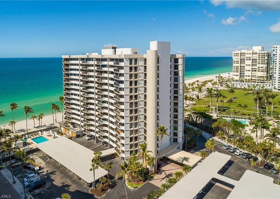4005 Gulf Shore Blvd N #605