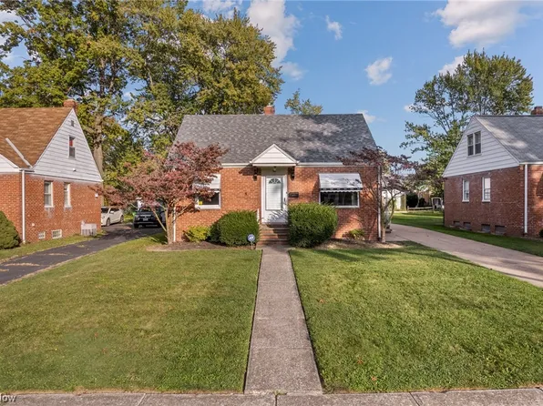 745 E 256th St, Euclid, OH 44132