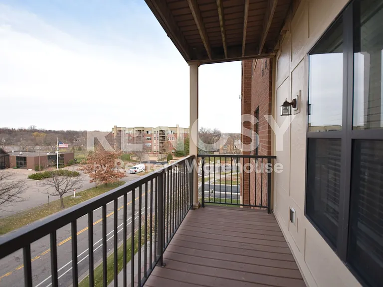 1155 Ford Rd #307 — Photo 11