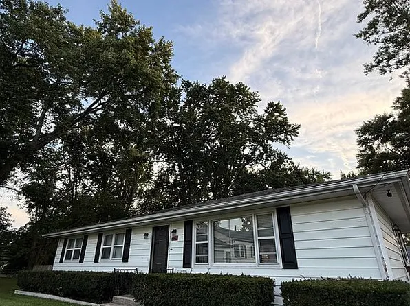 148 Inner Ct, New Lenox, IL 60451
