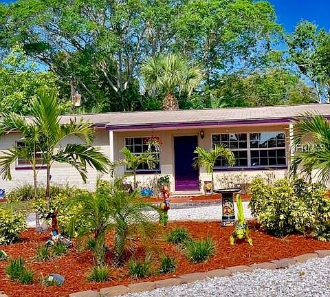 2nd image of 2686 Granada Cir W