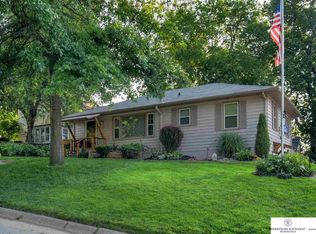 209 S 9th St, Plattsmouth, NE 68048