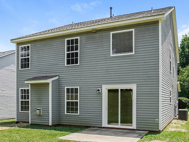 555 River View Dr — Photo 17
