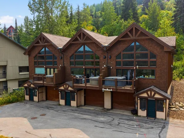 8 Snowghost Rd, Sandpoint, ID 83864