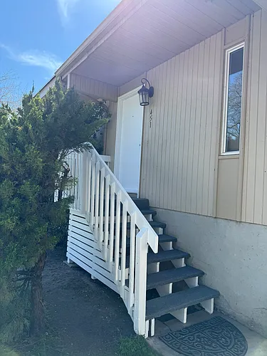 451 N Montgomery St Photo 1