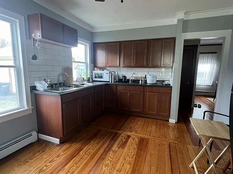 413 Grand Ave #1 — Photo 5