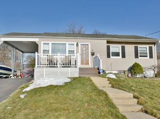 25 Virginia Ave, Hazlet, NJ 07730
