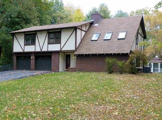 10 Anna D Ct, Hopewell Junction, NY 12533