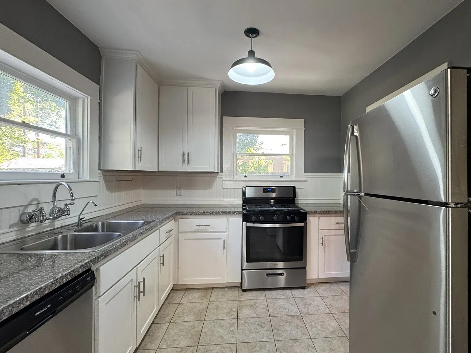 2 bed, 1163 sqft, $1,995 — Photo 4
