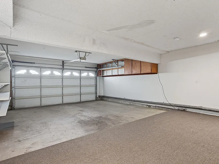 Double Car Garage & Flex Space