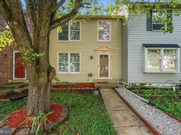 3647 Wharf Ln, Triangle, VA 22172