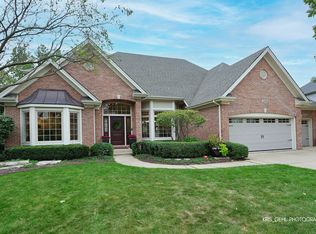 2359 Brookwood Ct, Aurora, IL 60502