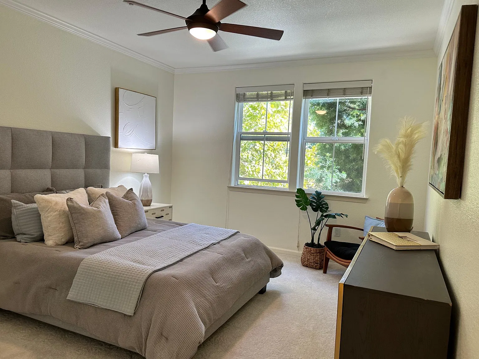 3 bed, 1407 sqft, $4,200 — Photo 4