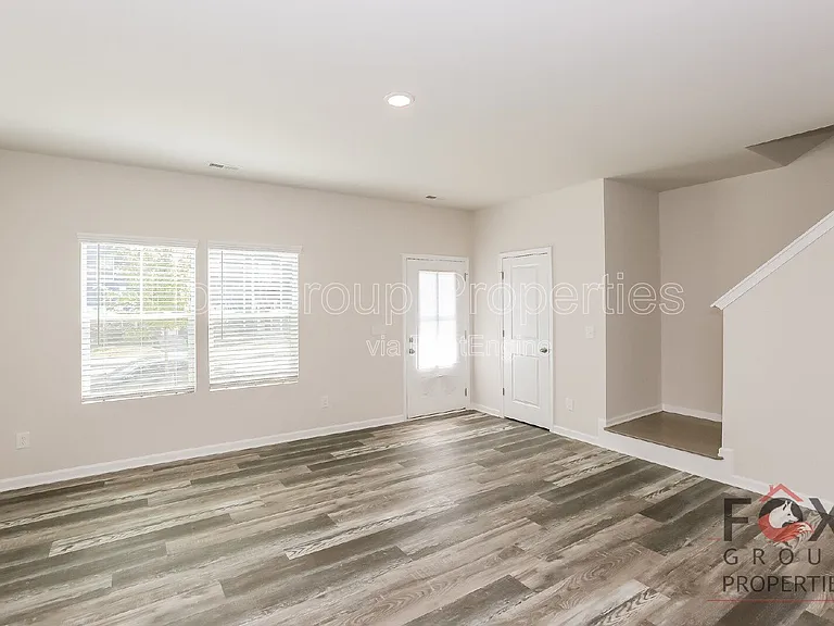 104 Dogwood Village Trl #C — Photo 8