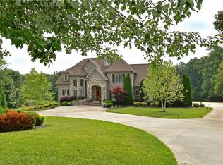 8364 Tuscany Dr, Lewisville, NC 27023