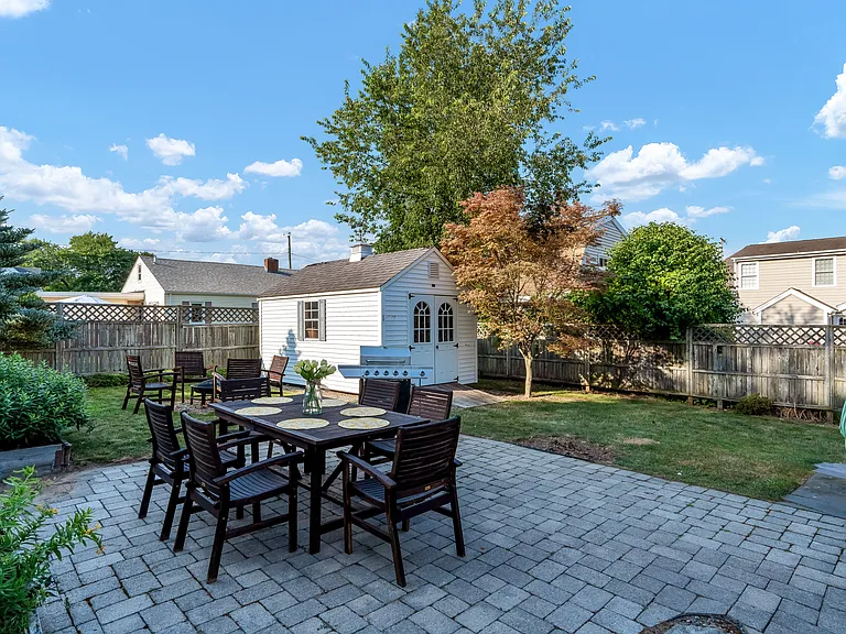 7 Whitecap Rd — Photo 33