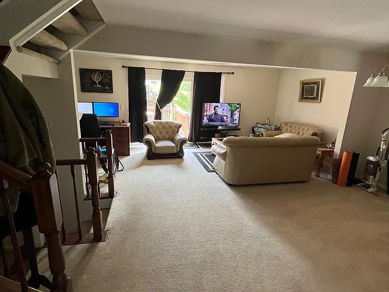 14313 Uniform Dr — Photo 3