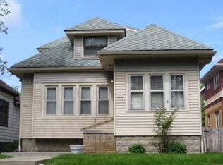 2741 N 52nd St, Milwaukee, WI 53210