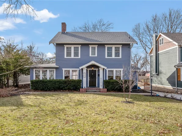 721 W 9th St S, Newton, IA 50208