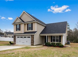 1219 Snipe Ct, Hope Mills, NC 28348