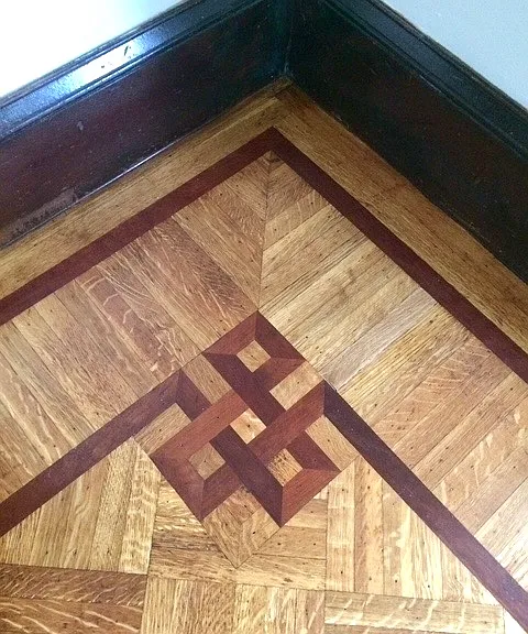 Floor detail