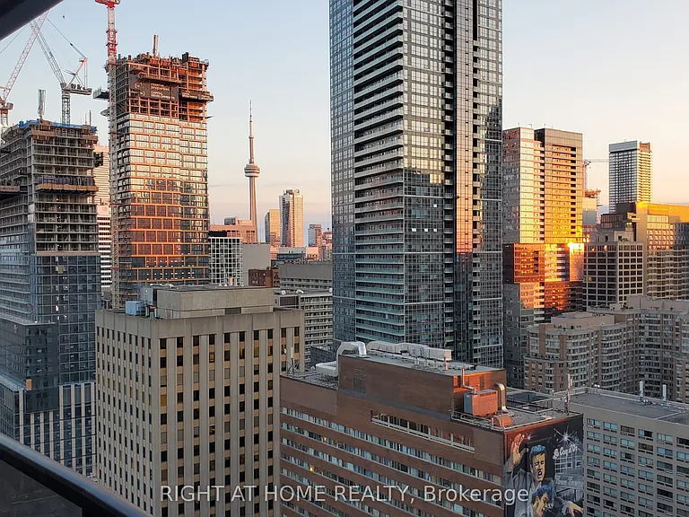 25 Carlton St #2806 — Photo 22