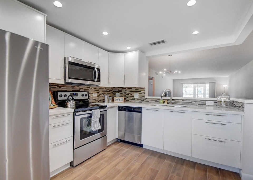 1st image of 1804 Eleuthera Pt APT E1