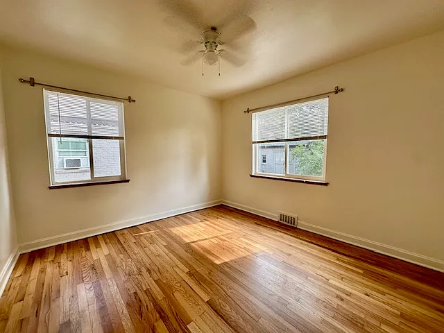 Bedroom 1 11' x 11'6"
East and south facing windows, ceiling fan, walk-in closet, portable AC.