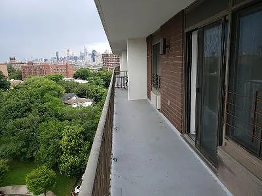 Rented by US # 1 Realty | media 39