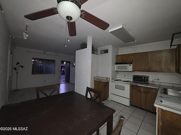 2nd image of 211 W Roger Rd APT 24