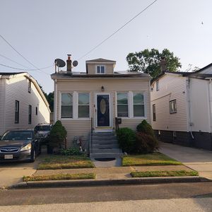 230 E New York Avenue, Valley Stream, NY, 11580