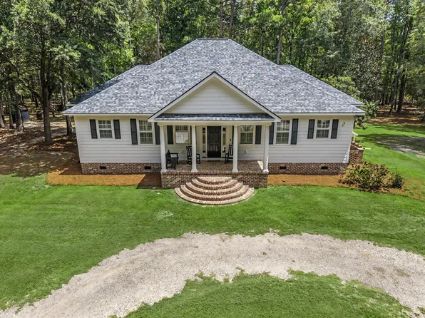 140 Old Plantation Ln, Moncks Corner, SC 29461