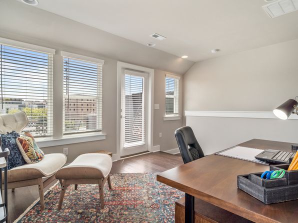 charlotte-north-carolina-448464056 picture