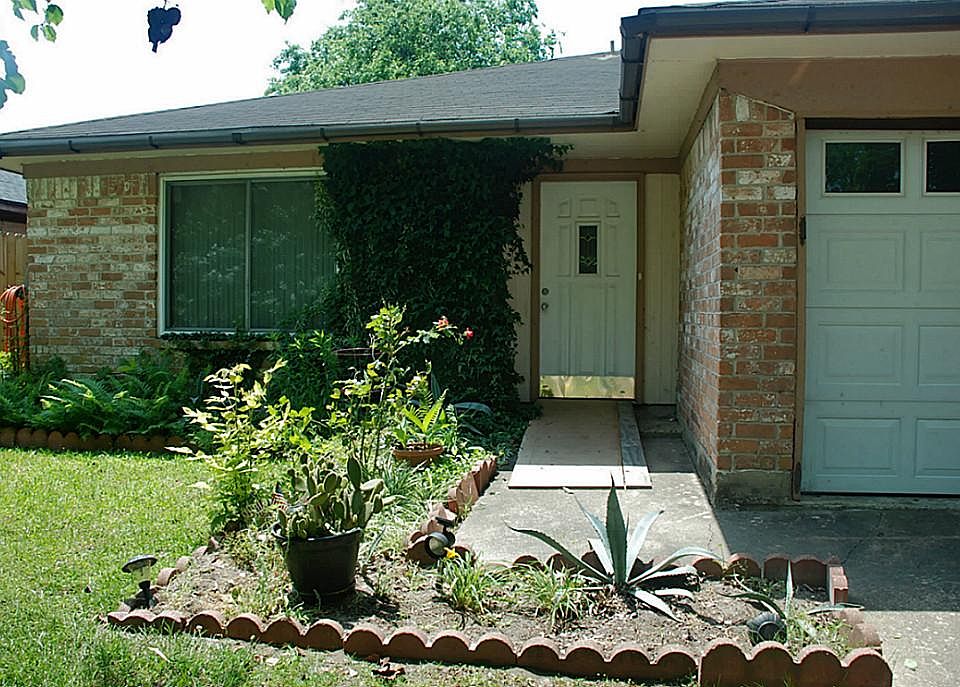 1st image of 1803 Chickadee Dr