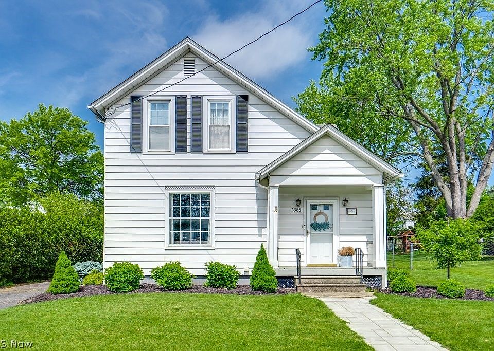 1st image of 2388 3rd St