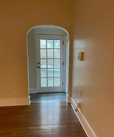 209 Claire St — Photo 10