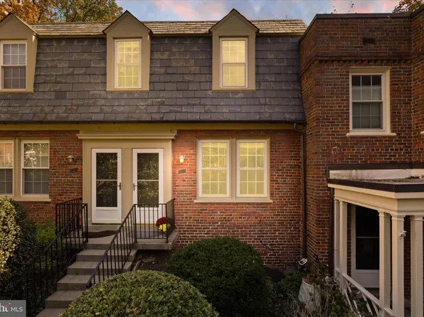 1401 S Barton St Unit 231, Arlington, VA 22204