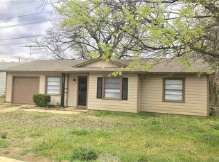 1605 Trent Dr, Arlington, TX 76010